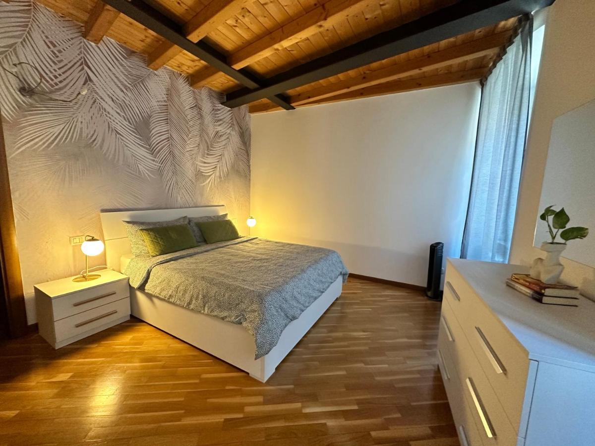 Stella Apartment Center Бергамо Экстерьер фото